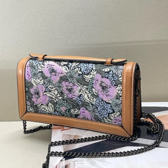 (new+card) Coach turnlock crossbody /clutch leather trim